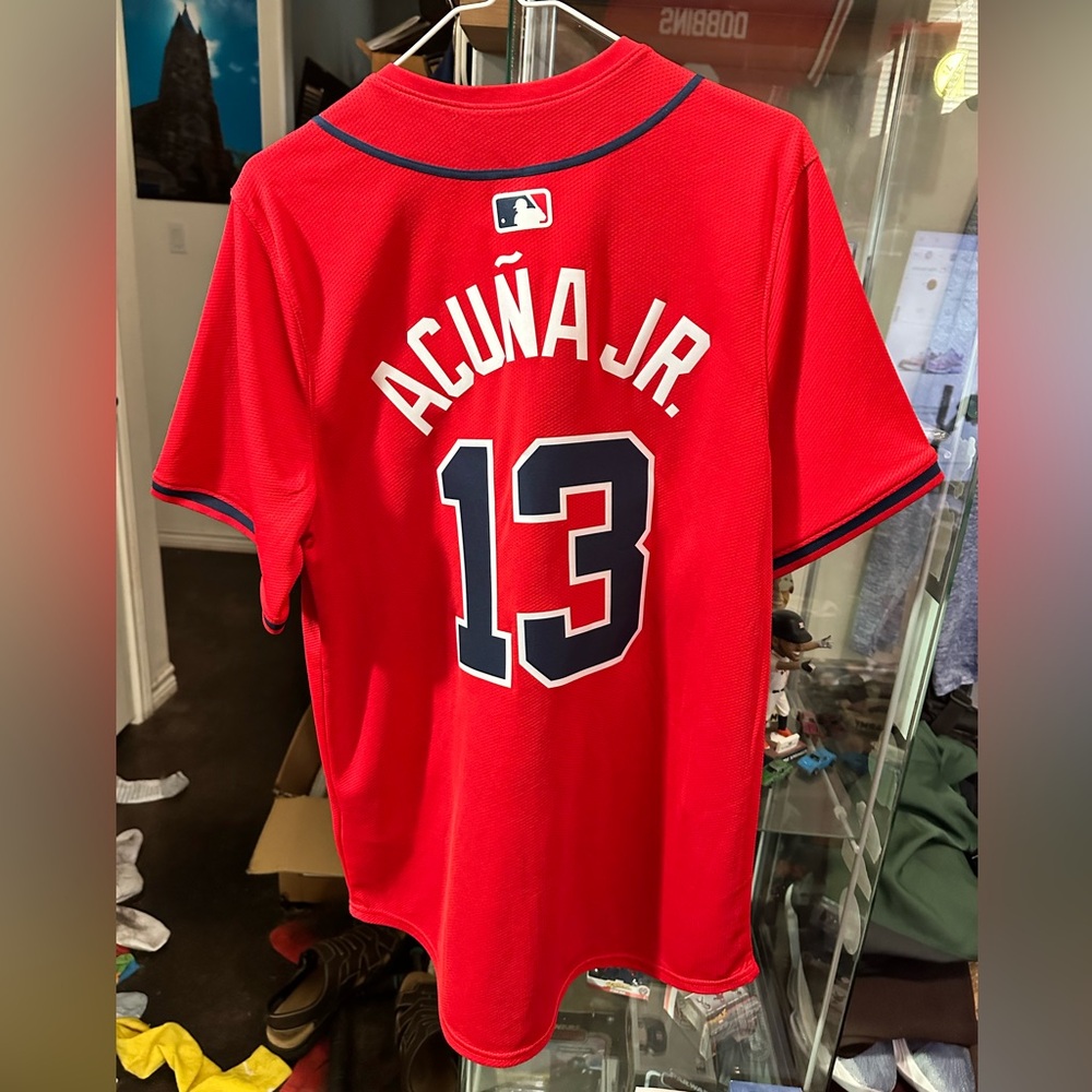 Nike Men's Atlanta Braves Ronald Acuña Jr. #13 Red Alternate Baseball Jersey - Picture 3 of 15